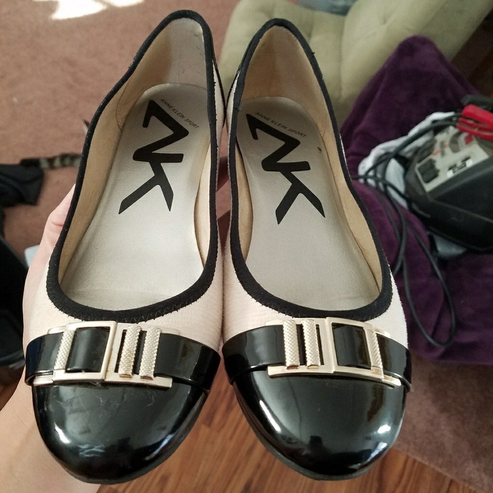 Anne Klein sport flats